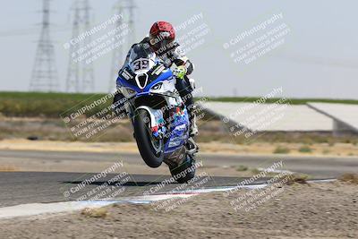media/Sep-01-2025-Lets Ride (Mon) [[4370d11284]]/B Group/1220pm (Wheelie Bump)/